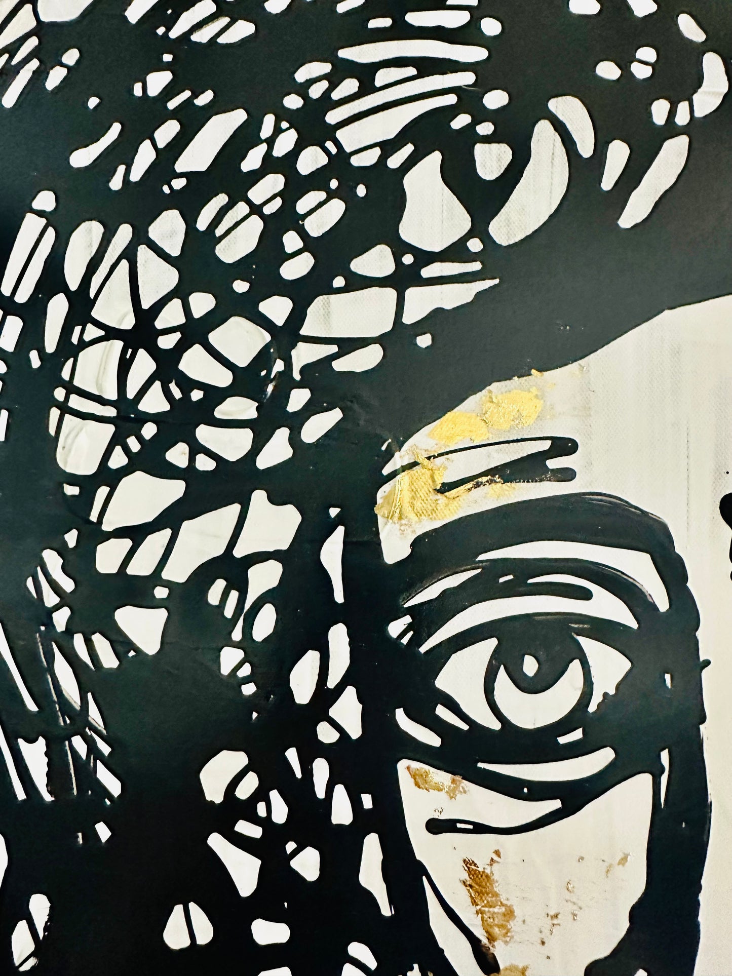 19x27” Original painting on gallery edge canvas Abstract,splatter, contour portrait.